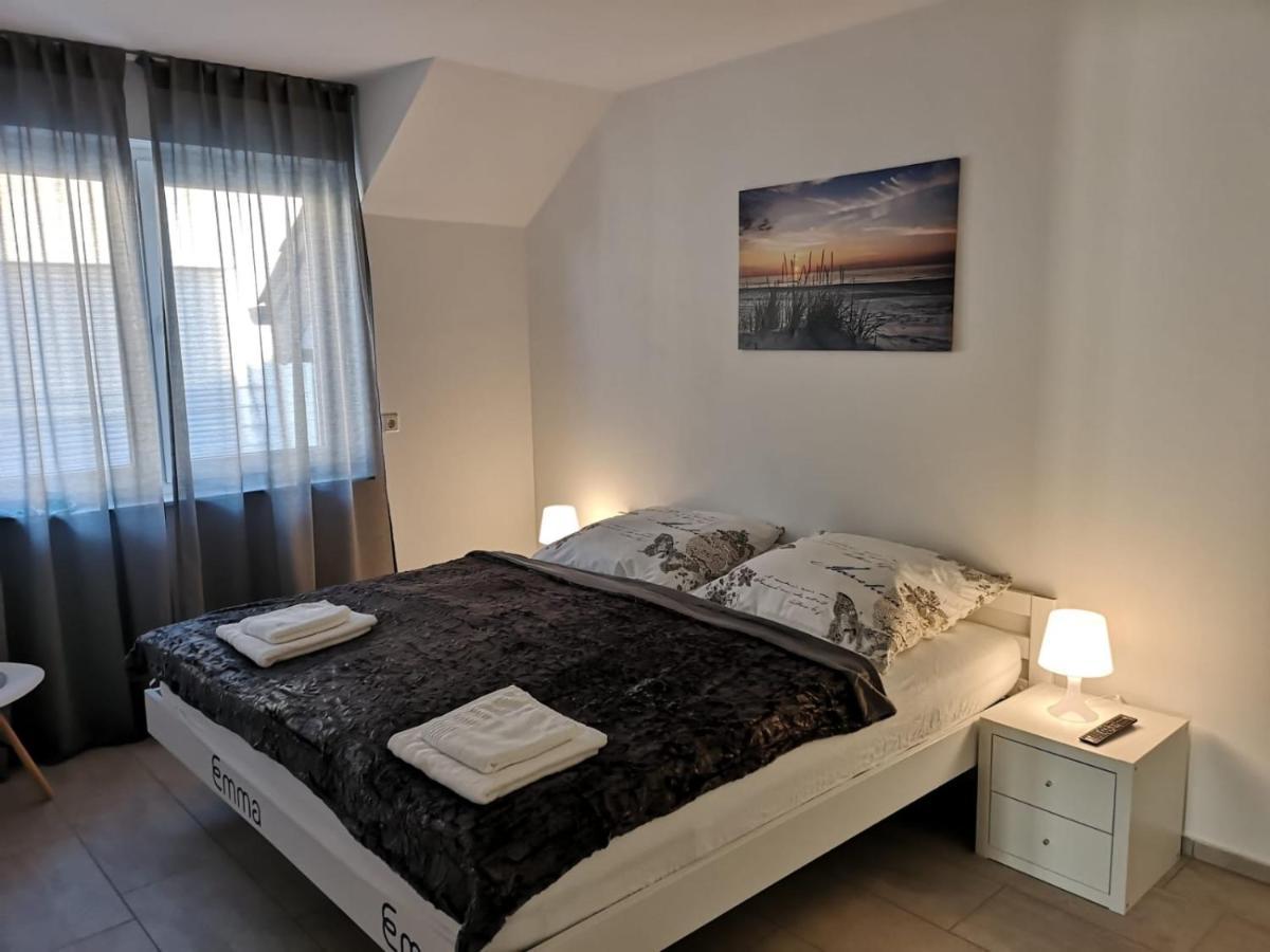 Modern Wohnen I Parkplatz I Wlan I Netflix I Balkon I 6 Schlafplaetze Διαμέρισμα Bad Oeynhausen Εξωτερικό φωτογραφία